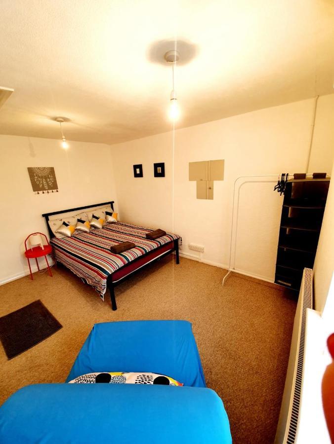 Rayleigh Town Centre 2 Bedroom Apartment Exterior foto